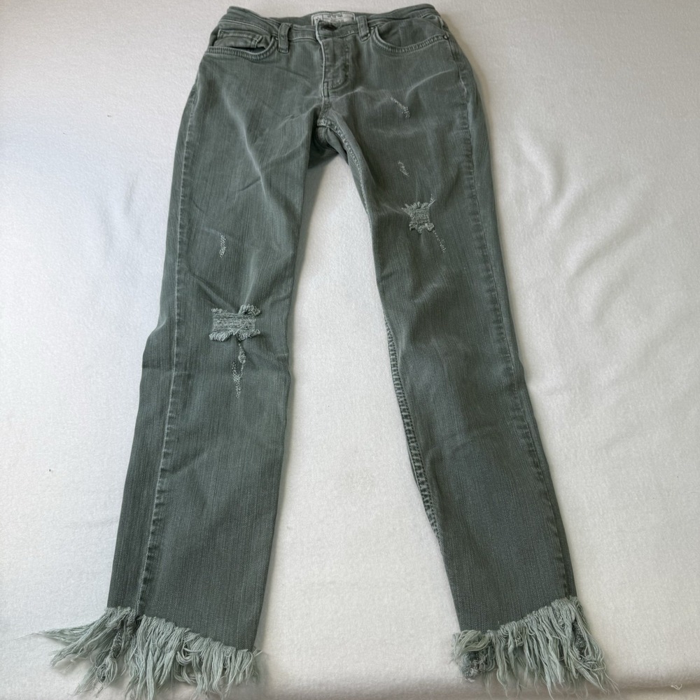 Free People Women's  Size 26 Jeans Frayed Raw Hem Olive Green
